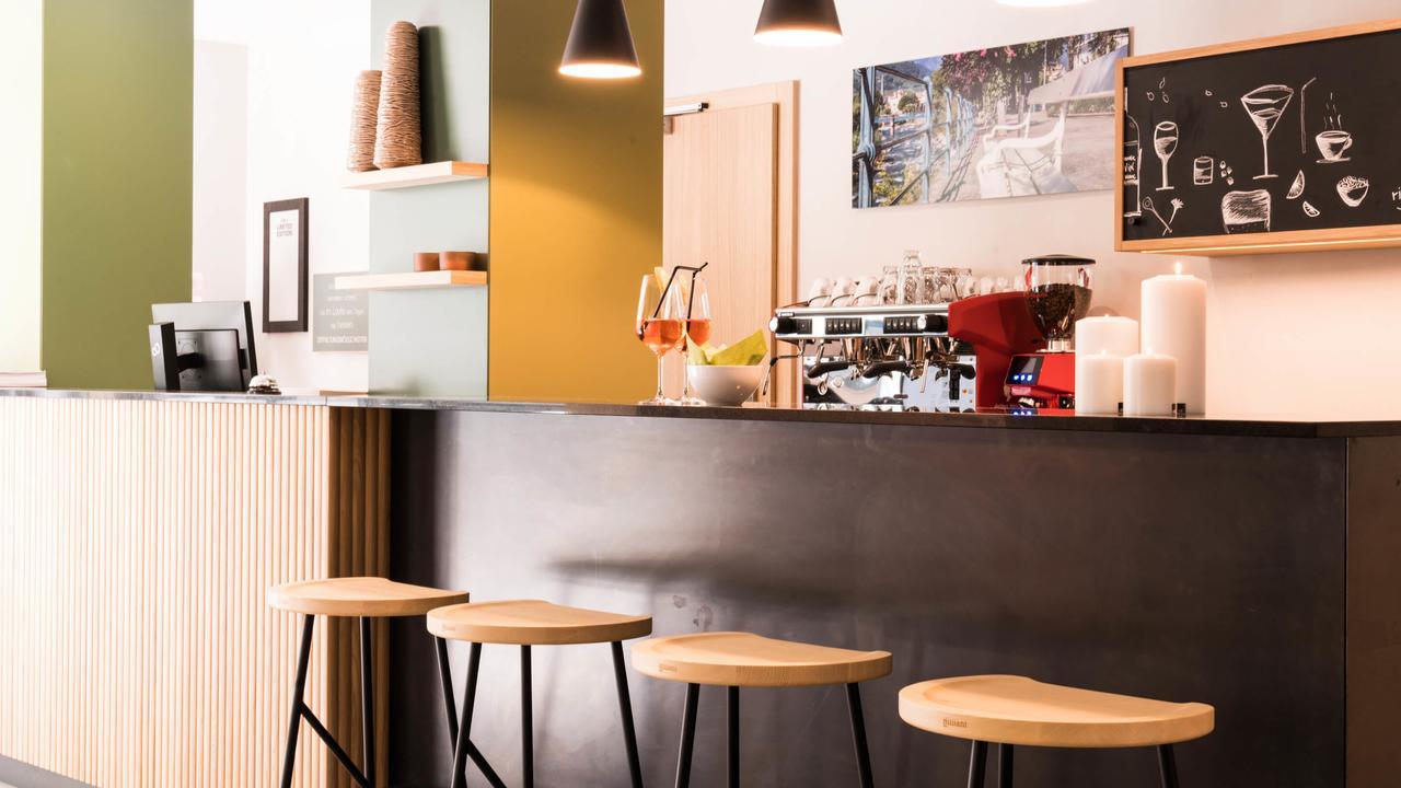 Flora Hotel & Suites Meran Zewnętrze zdjęcie
