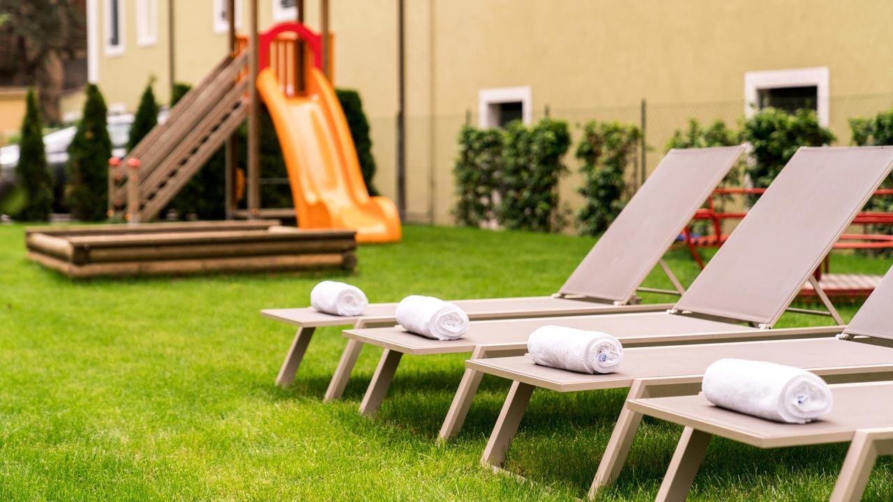 Flora Hotel & Suites Meran Zewnętrze zdjęcie